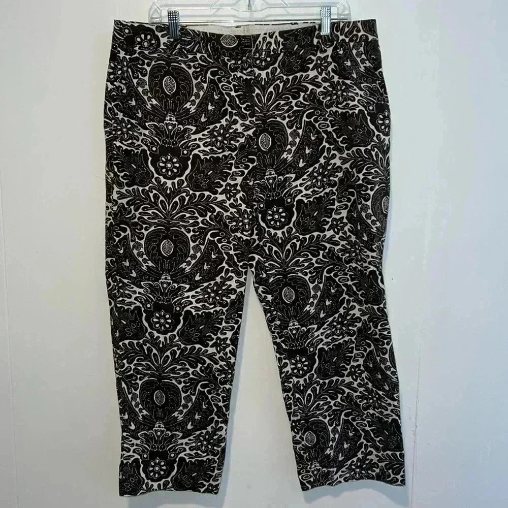 Lands End Crop Printed Brown and White Pants Z10